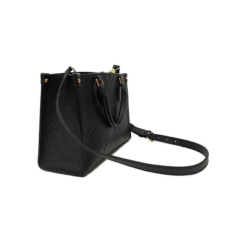 Louis Vuitton Monogram Bag On the Giant Go